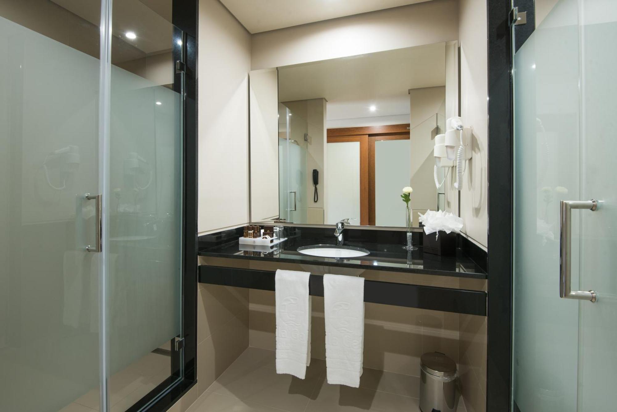 Palace Twin Room