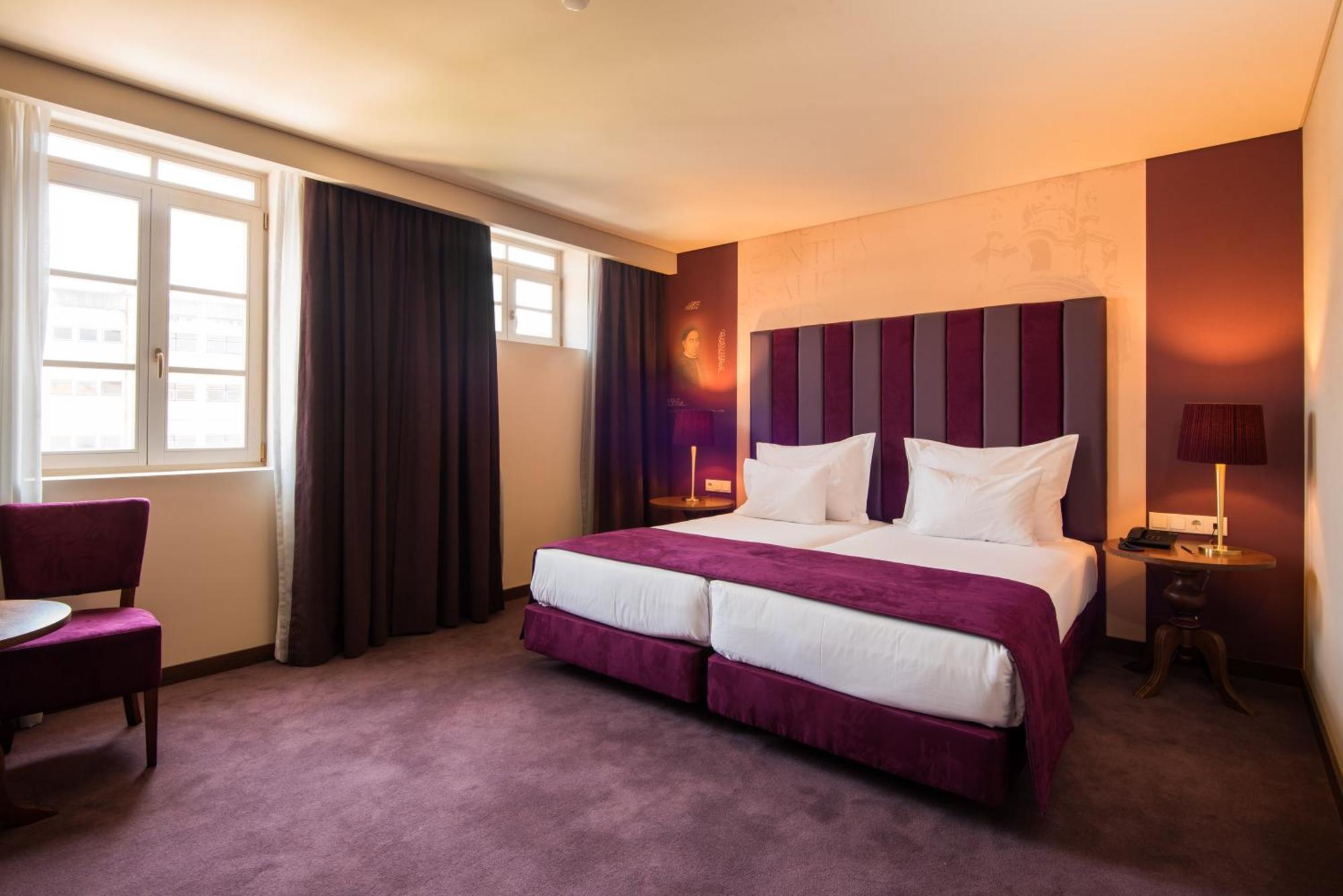 Palace Twin Room